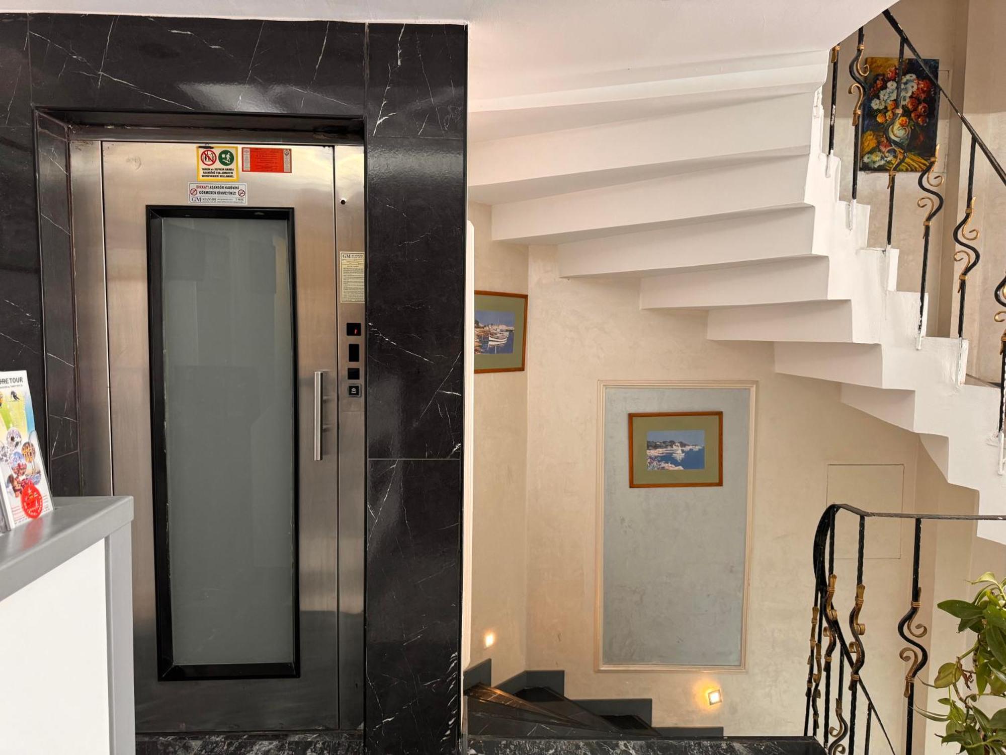 Grand Kybele Hotel Istanbul Exterior photo